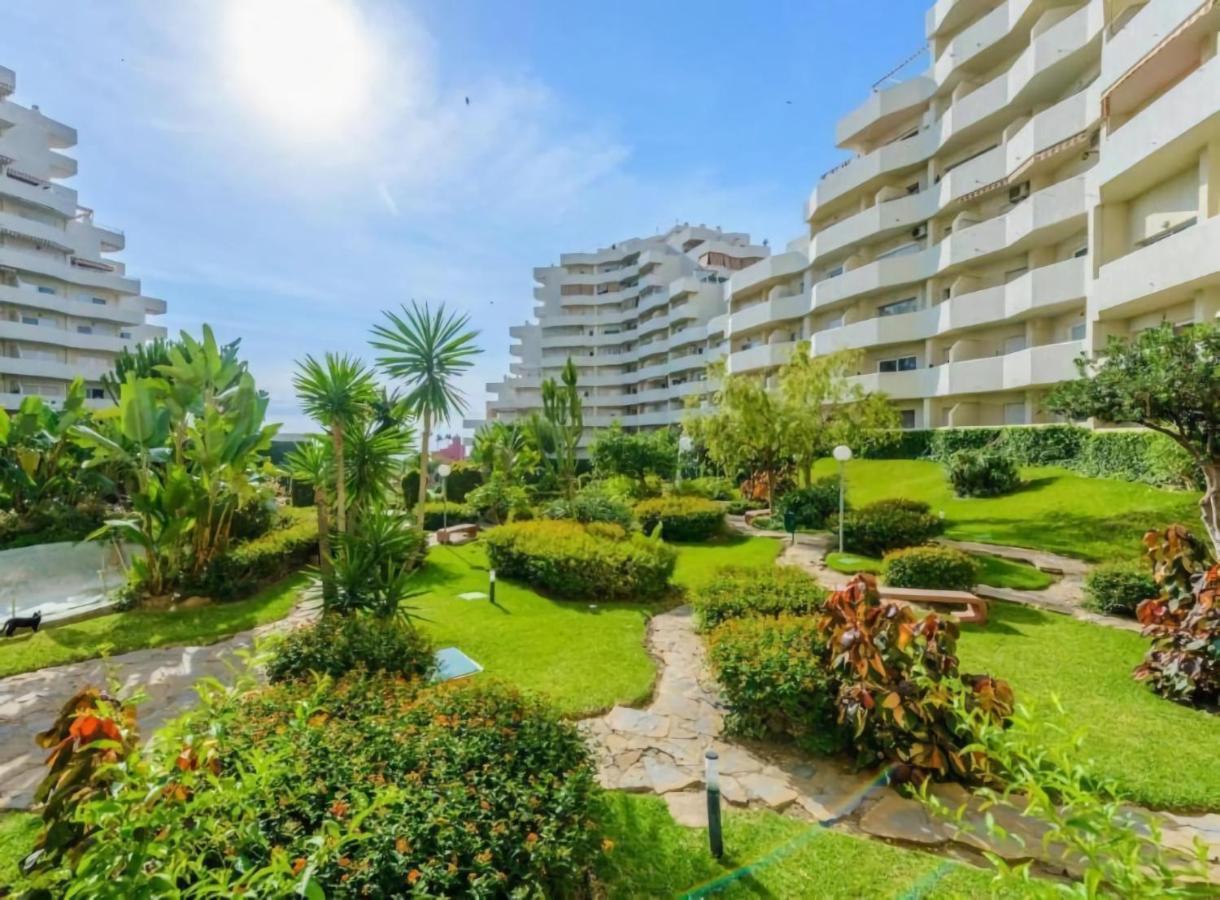 Apartamentos Benalbeach 베날마데나코스타 외부 사진